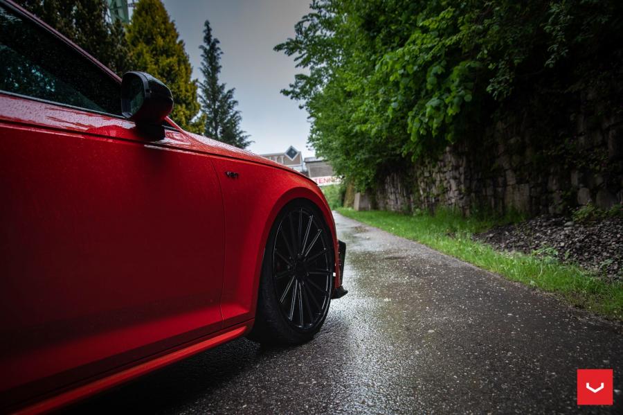 Детали экстерьера Audi S4 Avant on Vossen Wheels (VFS-2) 2019 года  (фото 36 из 37)